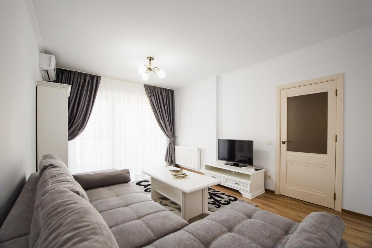 Bright & Elegant Central Apartment ออราแด ภายนอก รูปภาพ