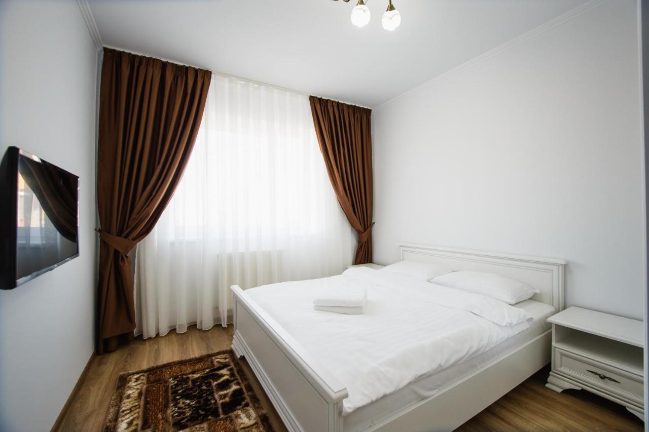 Bright & Elegant Central Apartment ออราแด ภายนอก รูปภาพ