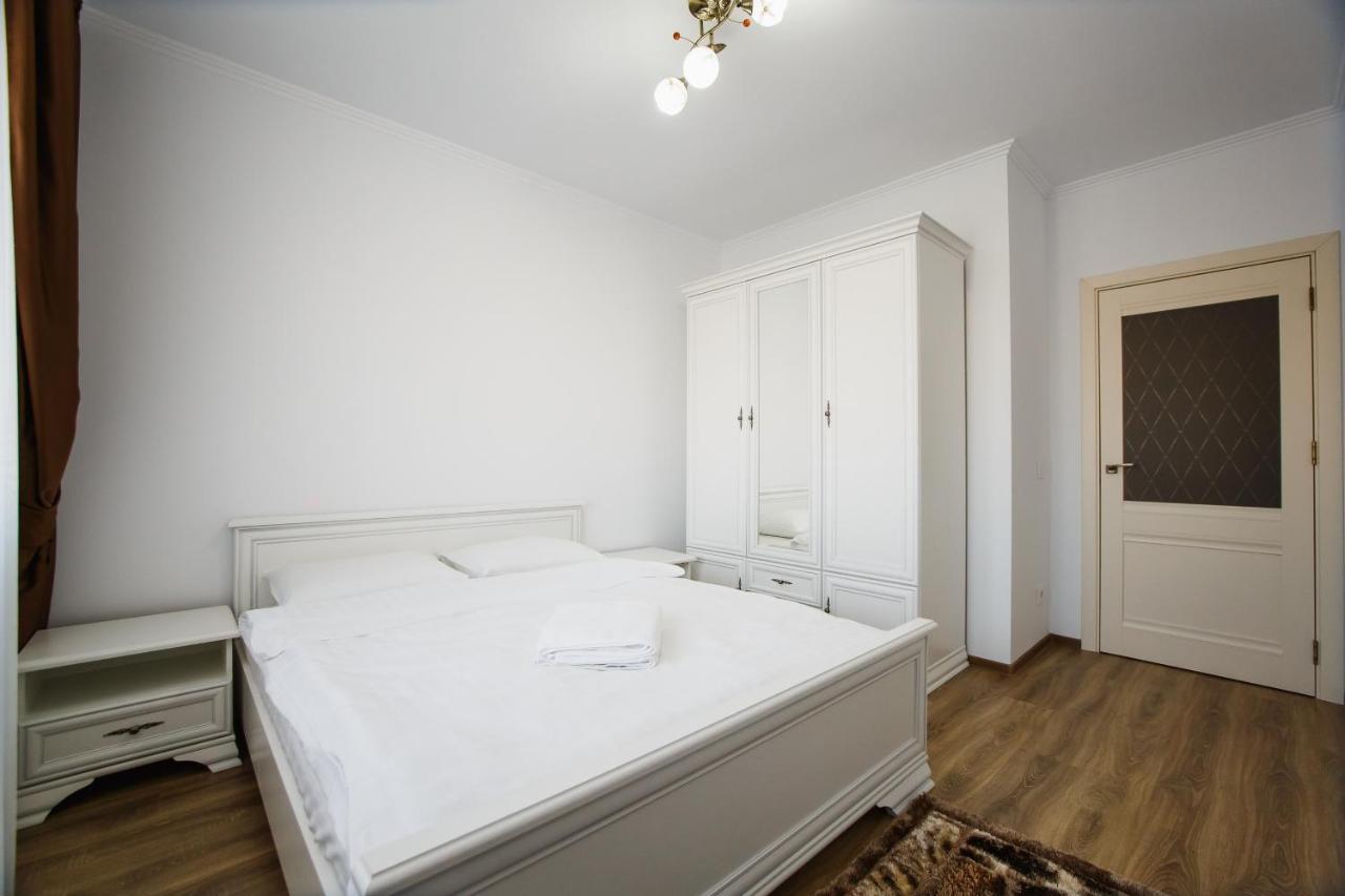 Bright & Elegant Central Apartment ออราแด ภายนอก รูปภาพ
