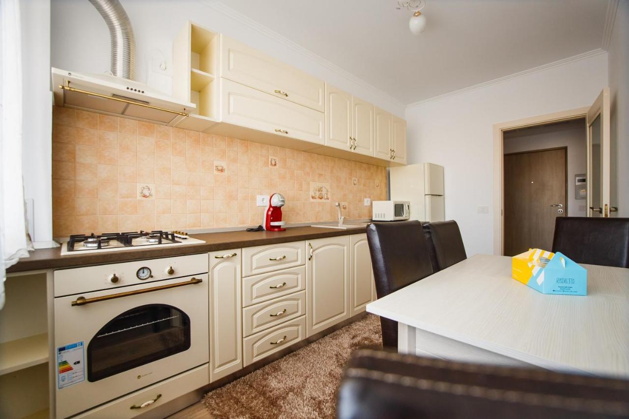 Bright & Elegant Central Apartment ออราแด ภายนอก รูปภาพ